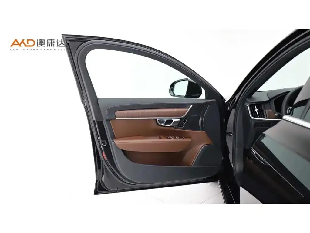 Volvo S90/2.0T/2024/B5 Smart Luxury Edition — миниатюра 10