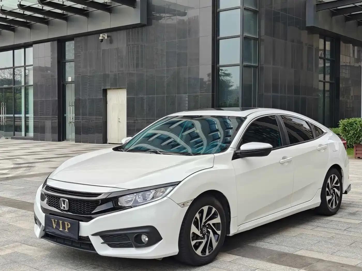 2016 Civic 220TURBO CVT Luxury Edition — миниатюра 3