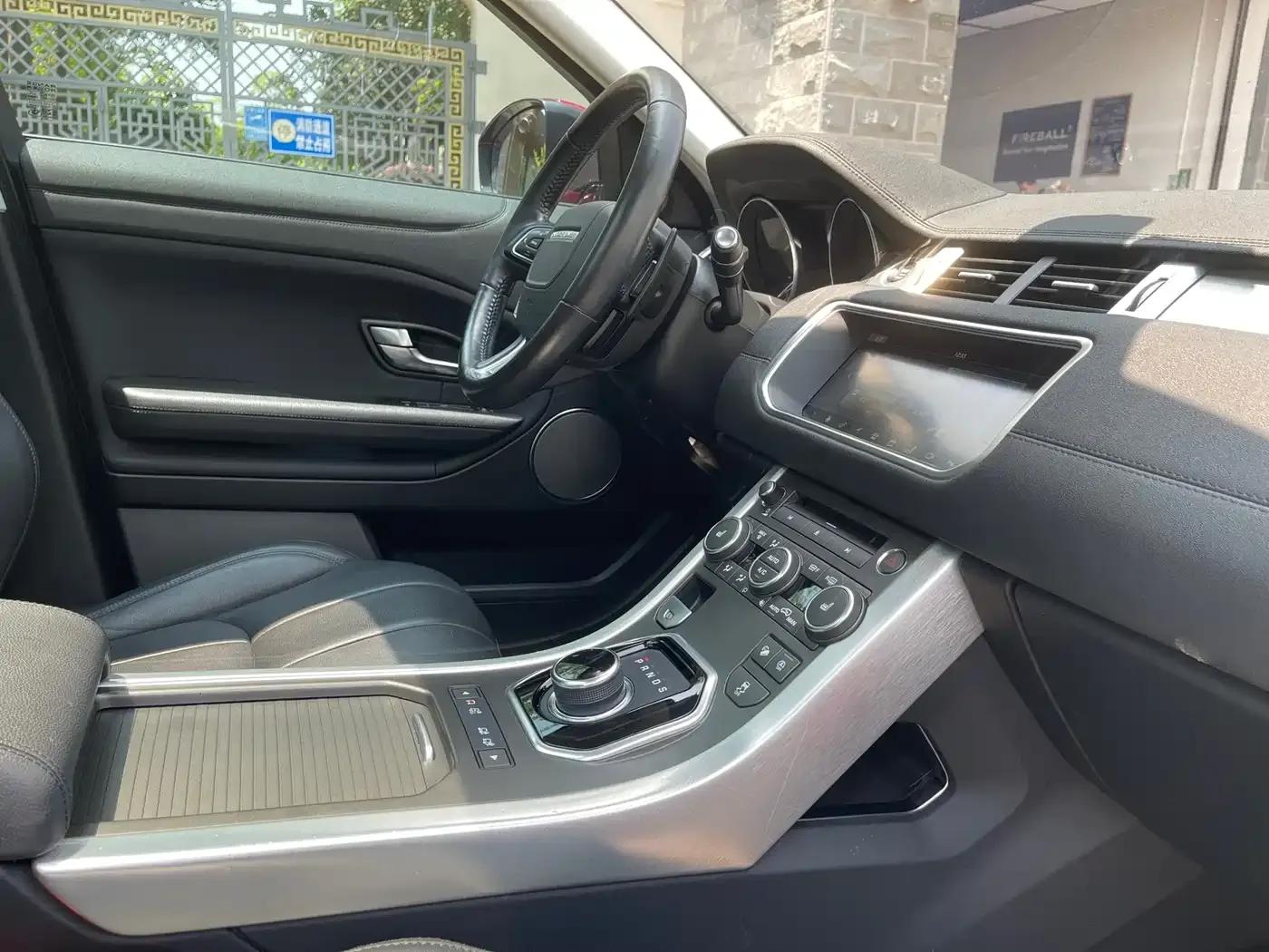 Range Rover Evoque 2018 240PS SE Smart Edition — миниатюра 14