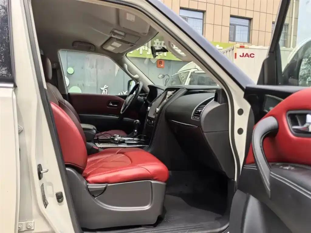 Nissan Patrol 2018 4.0L Leader Edition — миниатюра 10