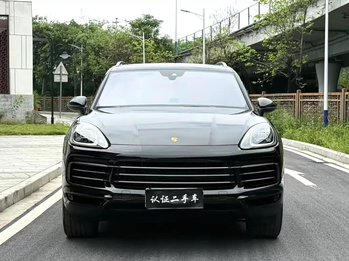 Cayenne 2019 Cayenne 3.0T — миниатюра 1