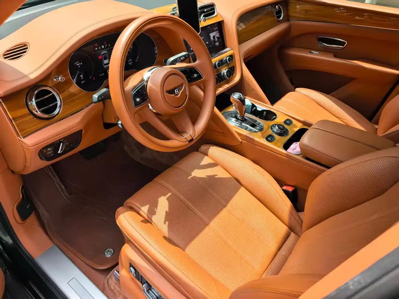 Bentayga 2021 4.0T V8 — миниатюра 5