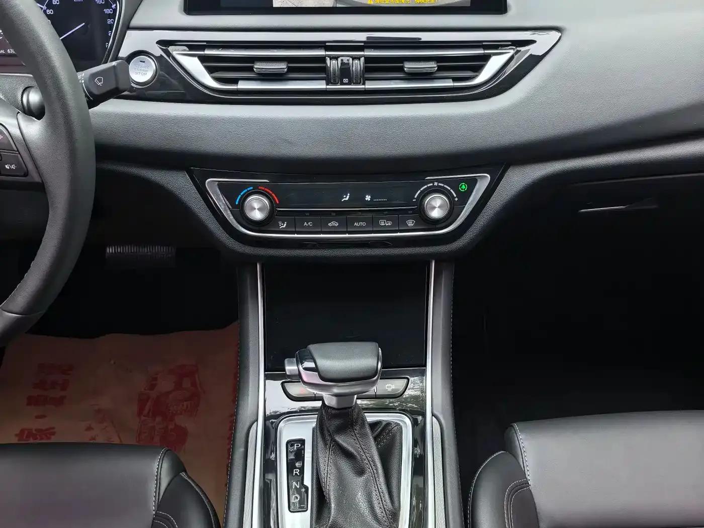 Ruicheng CC 2022 Blue Whale Edition 1.5T DCT Luxury — миниатюра 11