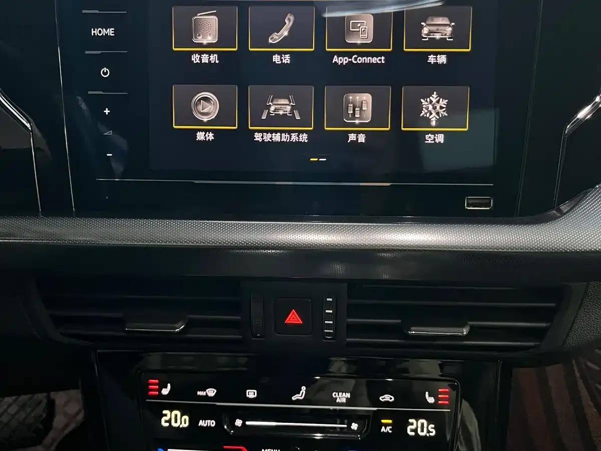 2022 Volkswagen Passat 330TSI Elite Edition — миниатюра 23