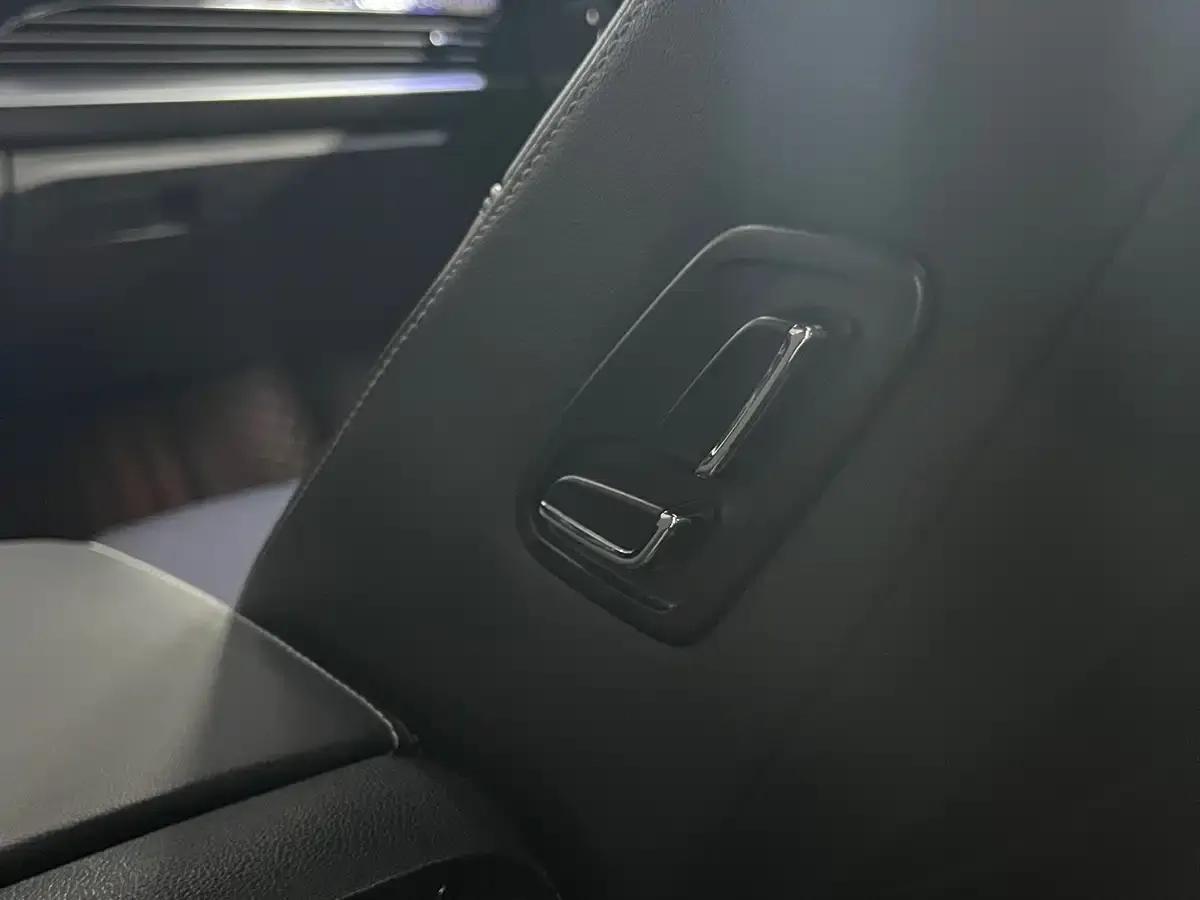 2022 Volkswagen Passat 330TSI Elite Edition — миниатюра 27