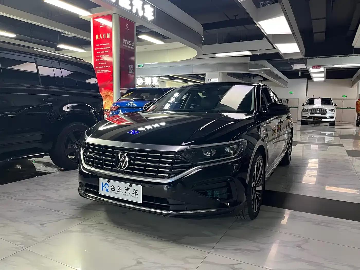 2022 Volkswagen Passat 330TSI Elite Edition — миниатюра 4