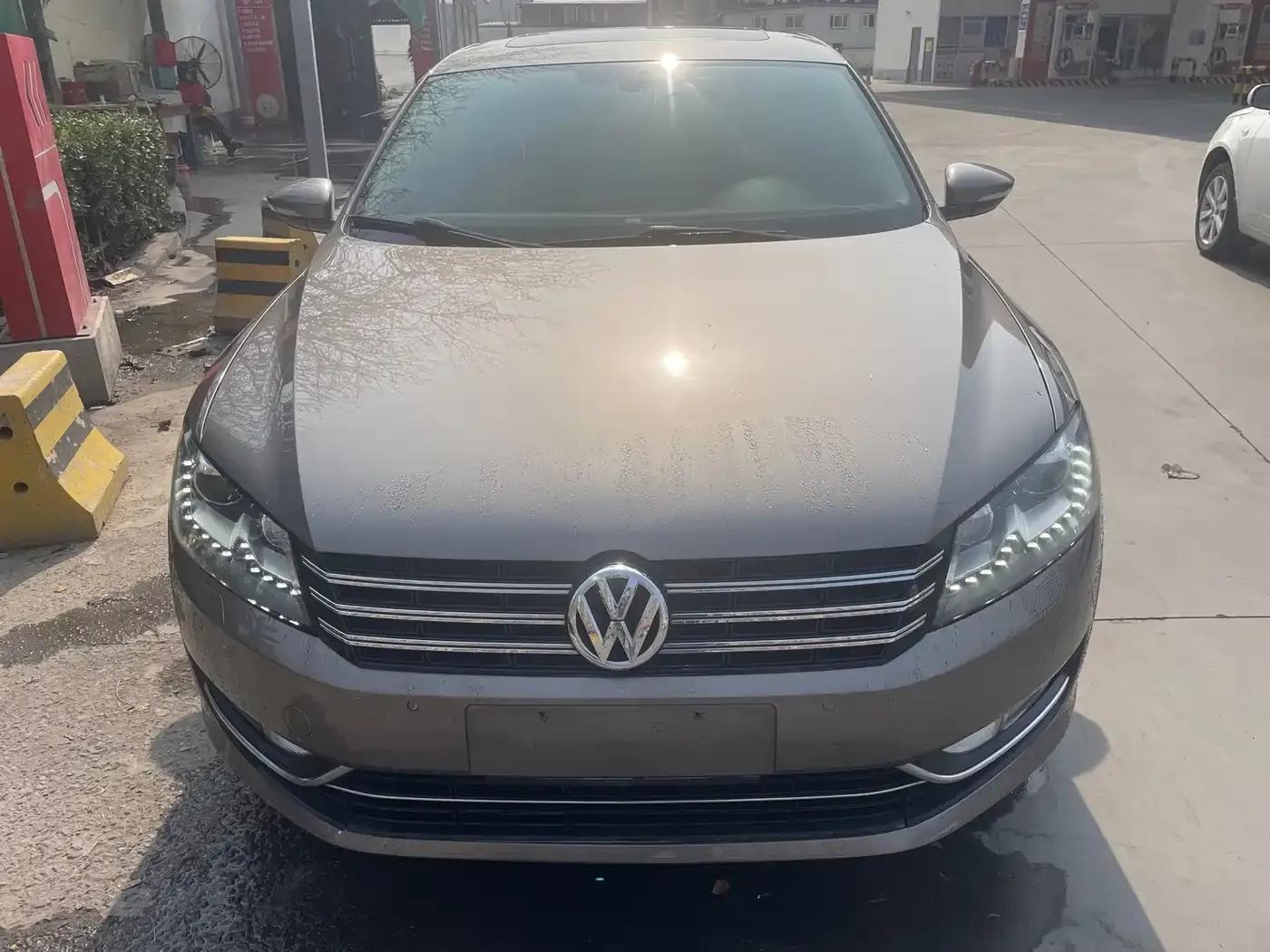 2015 Passat 1.8TSI DSG Royal Edition — миниатюра 2