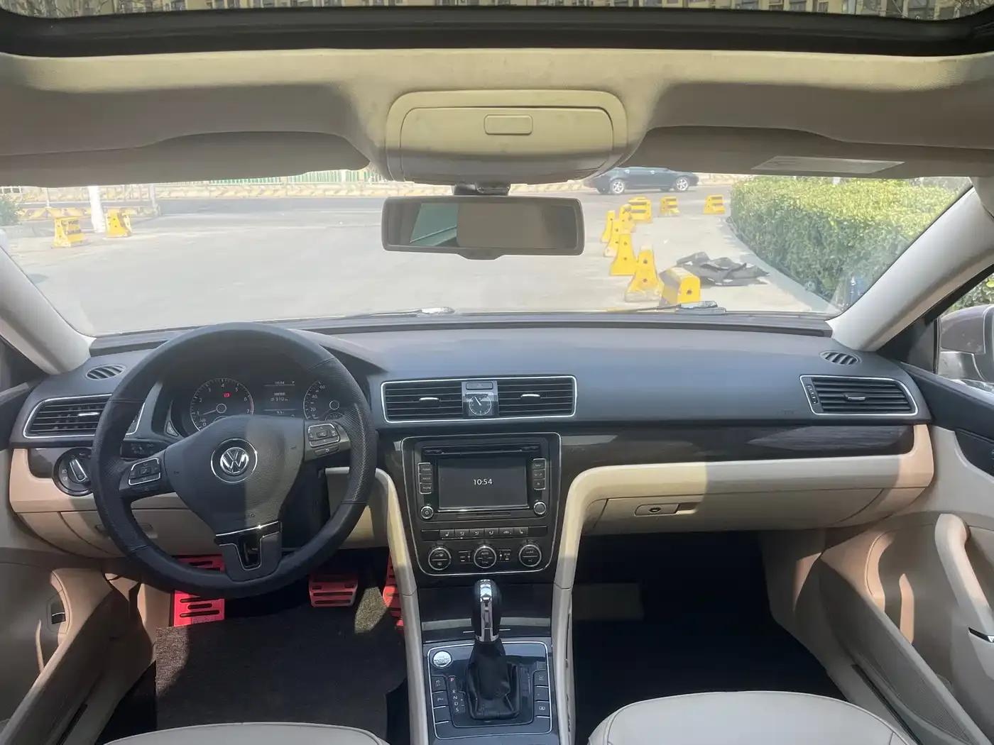 2015 Passat 1.8TSI DSG Royal Edition — миниатюра 6