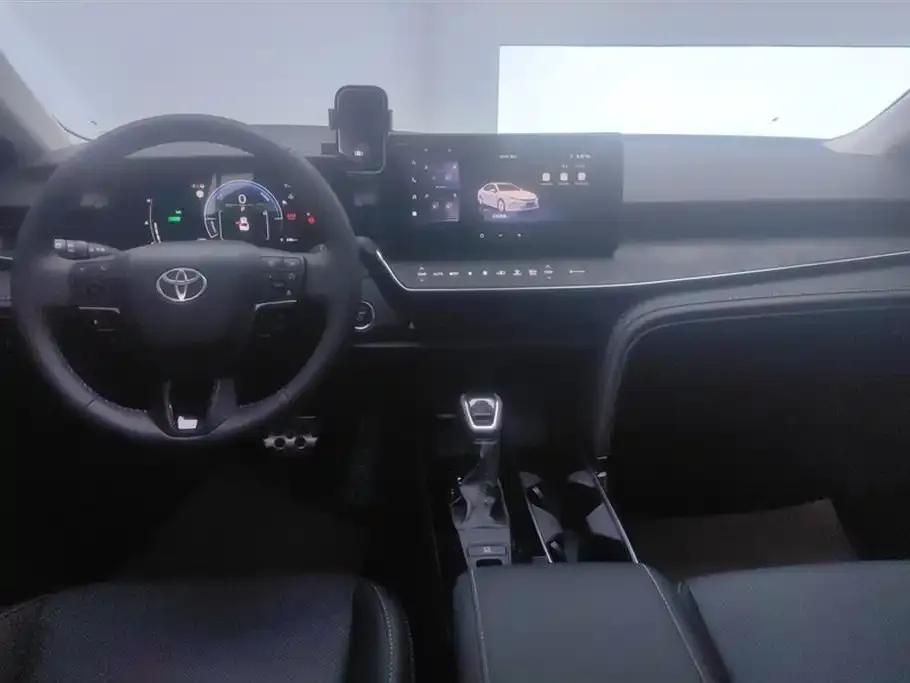 2026 Camry Hybrid 2.0 HSE Sport Lite Edition — миниатюра 12