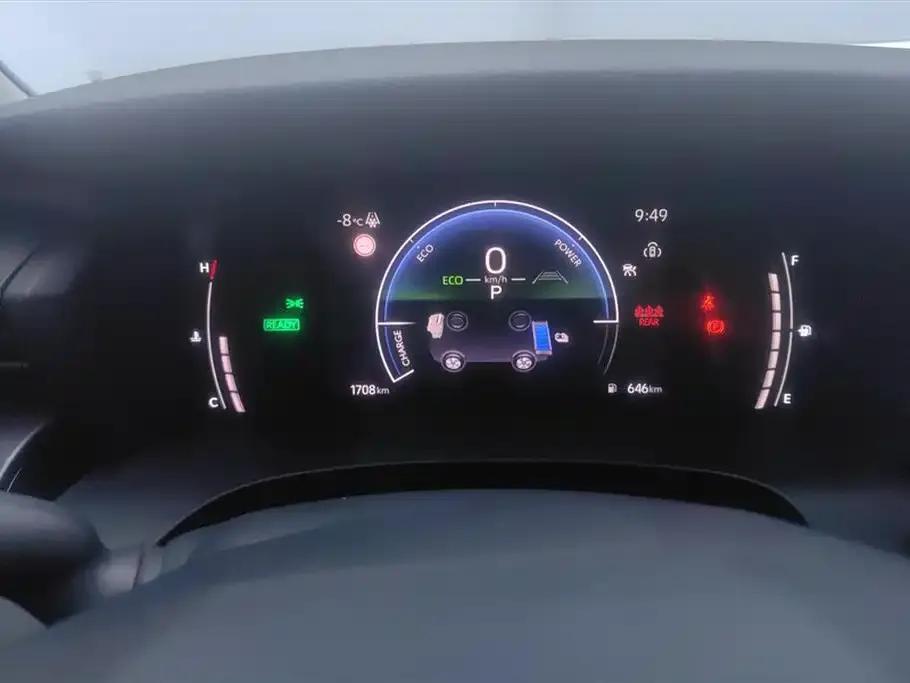 2026 Camry Hybrid 2.0 HSE Sport Lite Edition — миниатюра 14