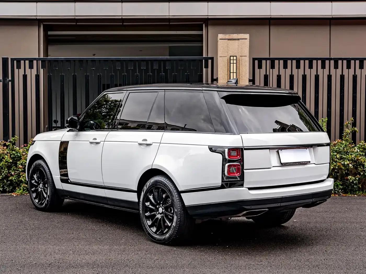 Range Rover 2020 3.0 L6 Legendary Edition — миниатюра 3