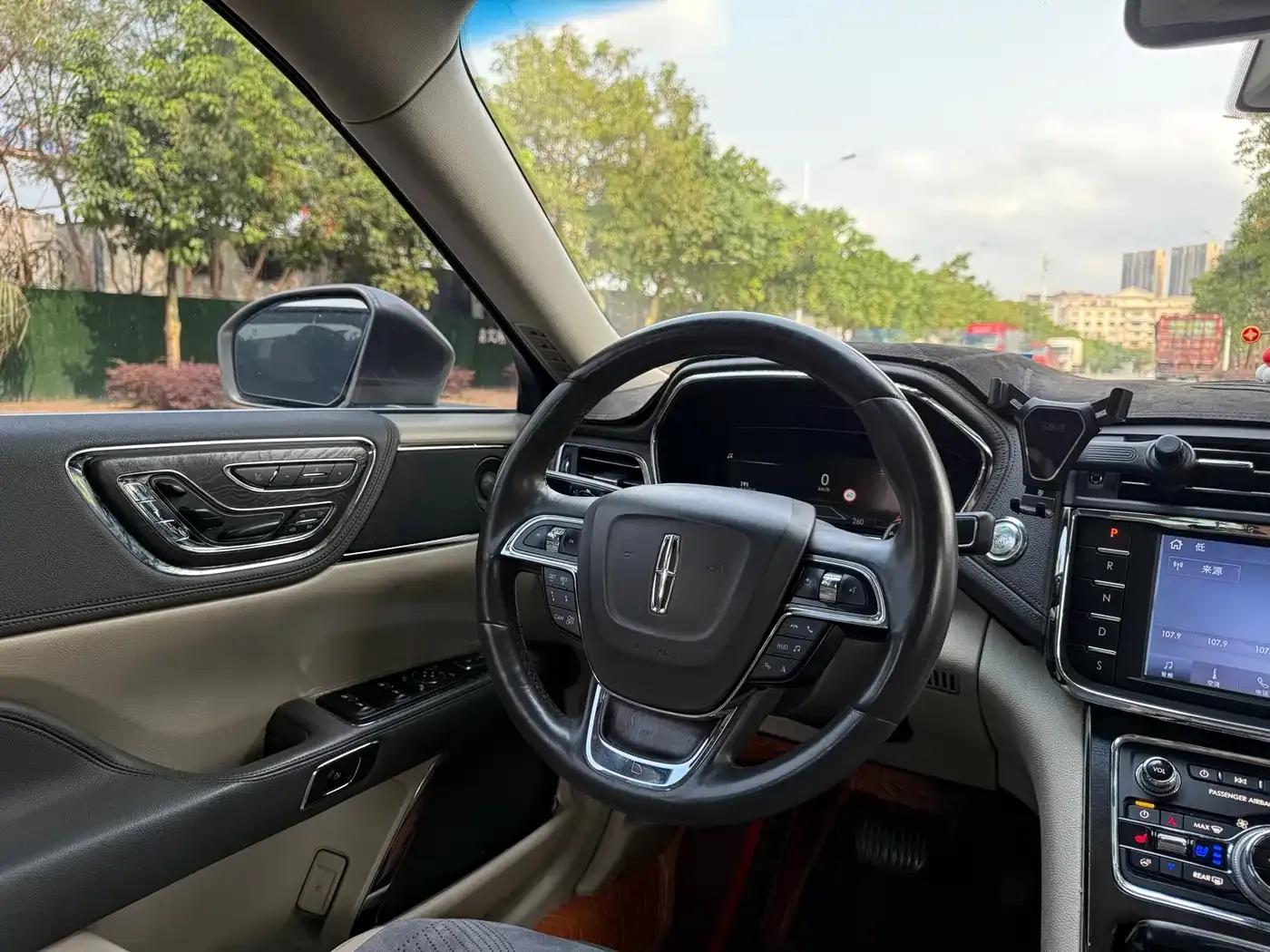 Lincoln Continental 2019 2.0T Two-Wheel Drive Reserve (National V Emission Standard) — миниатюра 6