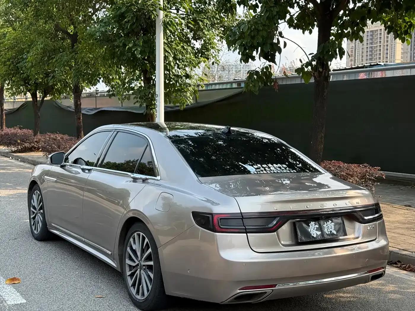Lincoln Continental 2019 2.0T Two-Wheel Drive Reserve (National V Emission Standard) — миниатюра 8