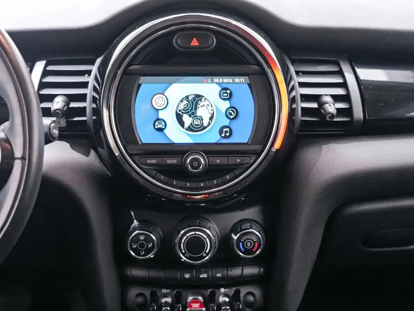 2018 MINI 1.5T ONE PLUS 5-Door — миниатюра 15