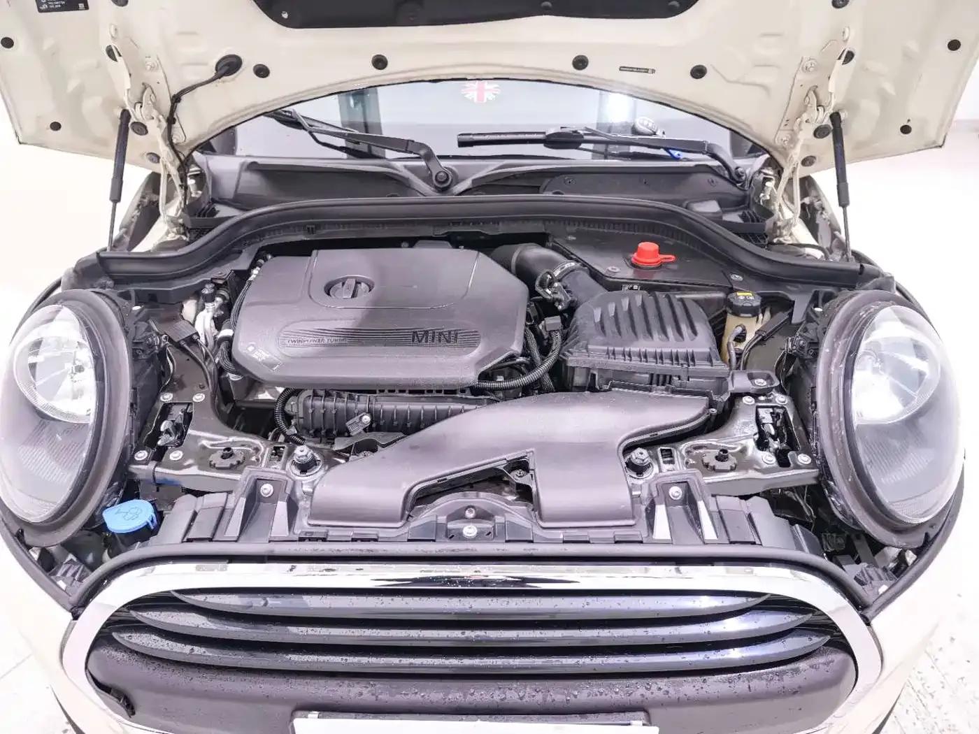 2018 MINI 1.5T ONE PLUS 5-Door — миниатюра 22