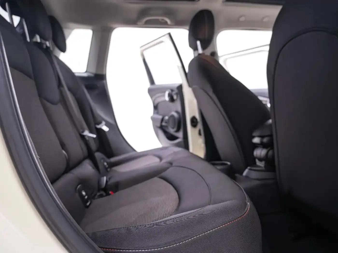 2018 MINI 1.5T ONE PLUS 5-Door — миниатюра 25