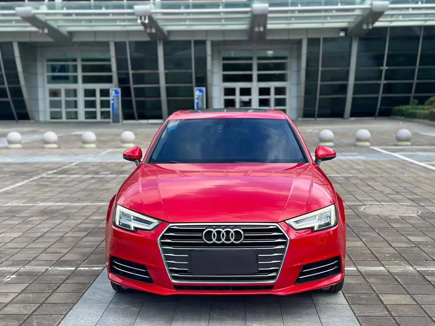 Audi A4L 2018 30th Anniversary Edition 40 TFSI Trendy Model — миниатюра 2