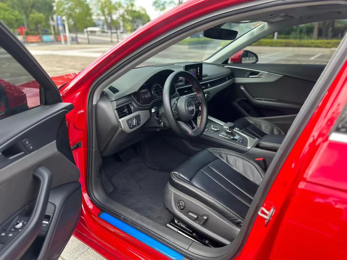 Audi A4L 2018 30th Anniversary Edition 40 TFSI Trendy Model — миниатюра 12
