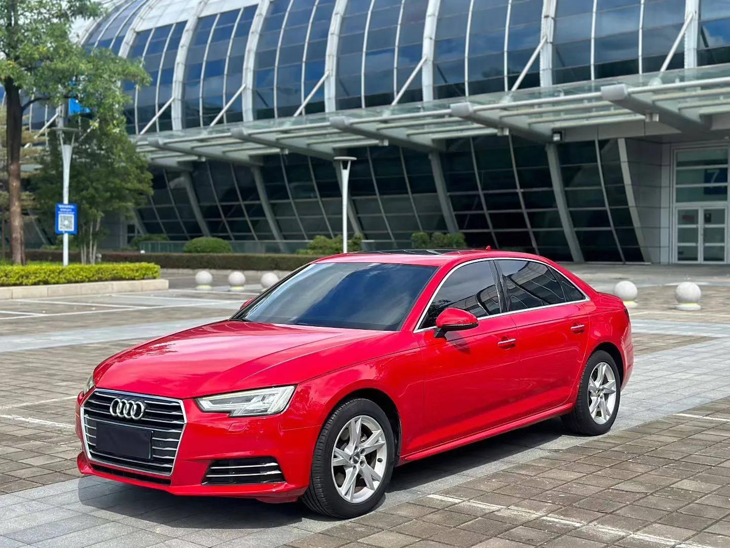 Audi A4L 2018 30th Anniversary Edition 40 TFSI Trendy Model — миниатюра 6