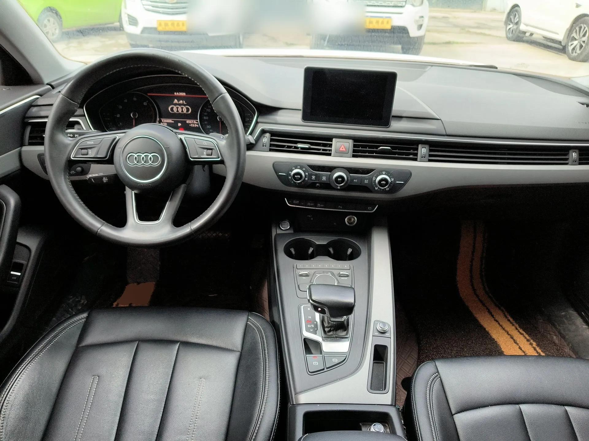 Audi A4L 2018 30th Anniversary Edition 40 TFSI Trendy Model — миниатюра 13