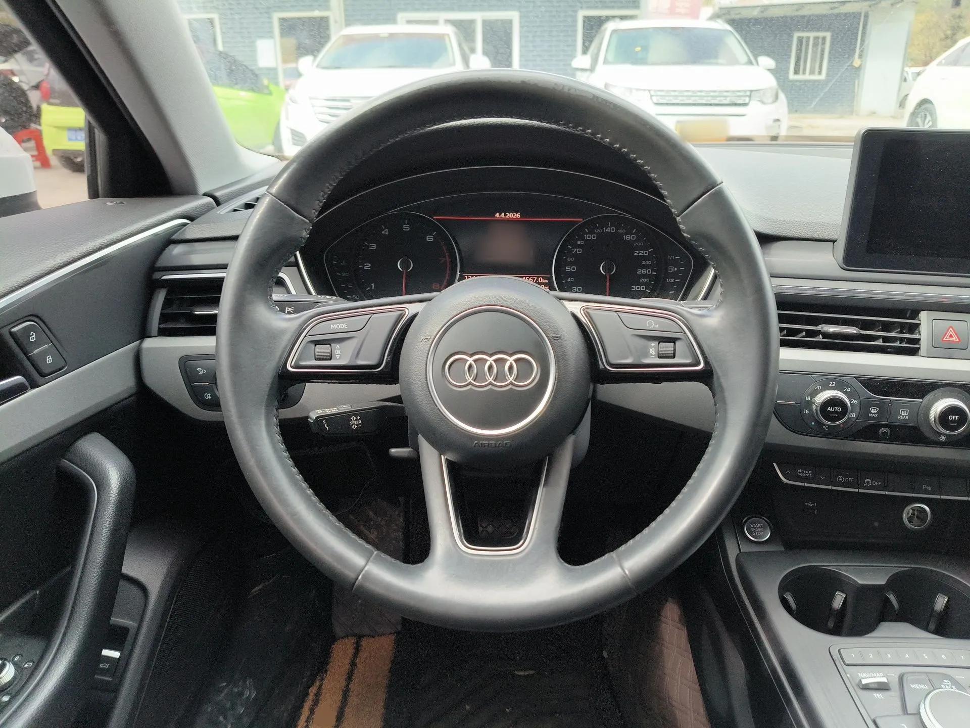 Audi A4L 2018 30th Anniversary Edition 40 TFSI Trendy Model — миниатюра 14