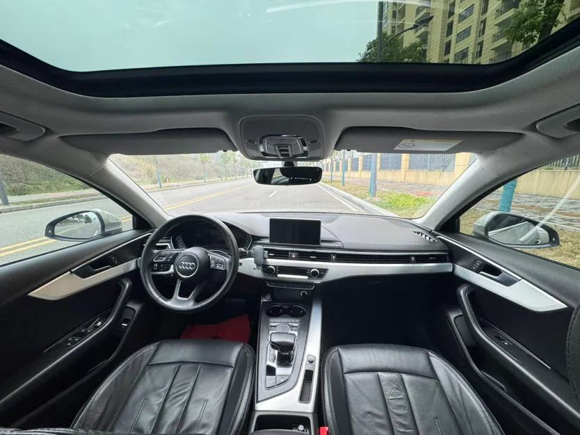 Audi A4L 2018 30th Anniversary Edition 40 TFSI Fashion Model — миниатюра 4