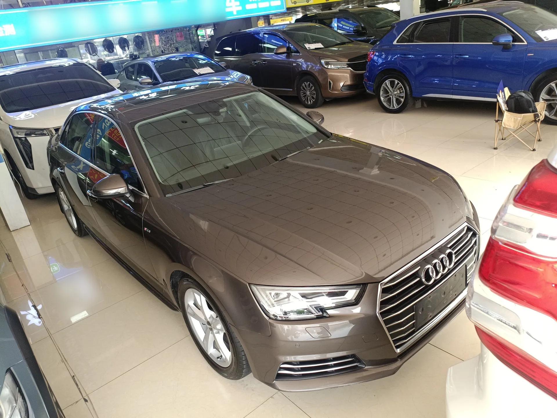 Audi A4L 2017 Plus 40 TFSI Fashion Model — миниатюра 3
