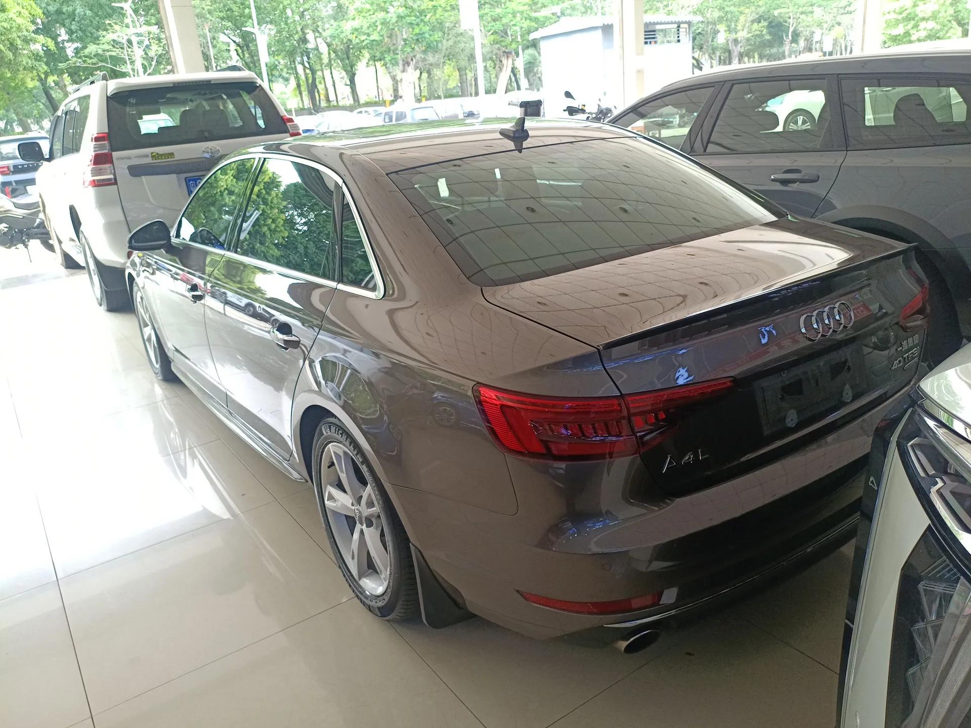 Audi A4L 2017 Plus 40 TFSI Fashion Model — миниатюра 4