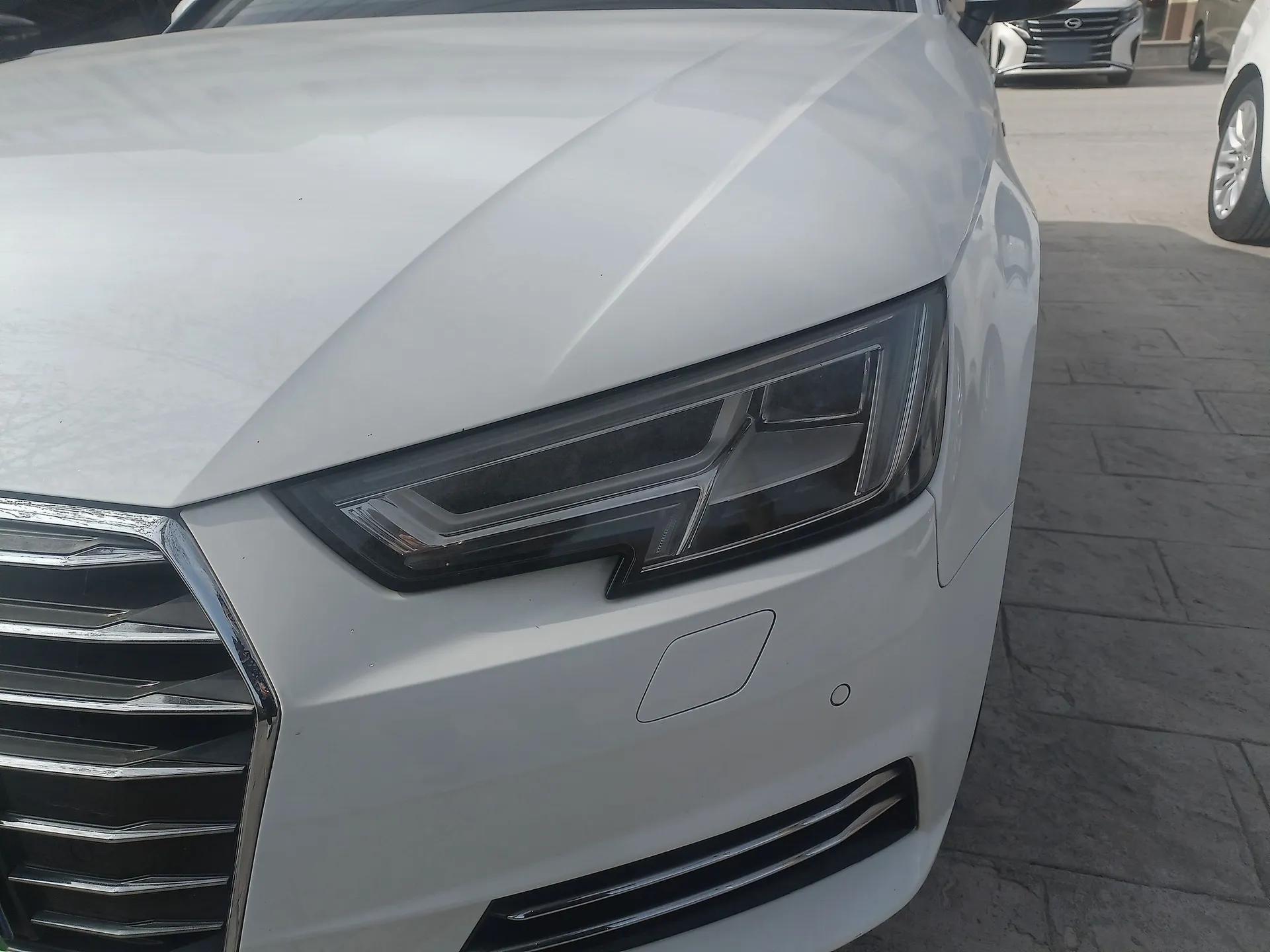 Audi A4L 2017 Plus 40 TFSI Fashion Model — миниатюра 5