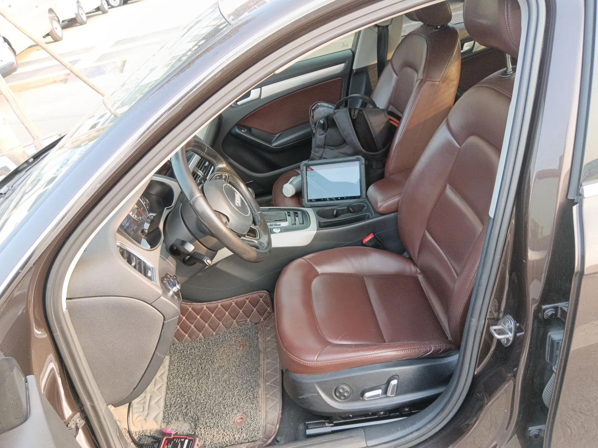 Audi A4L 2015 35 TFSI Automatic Standard Model — миниатюра 17