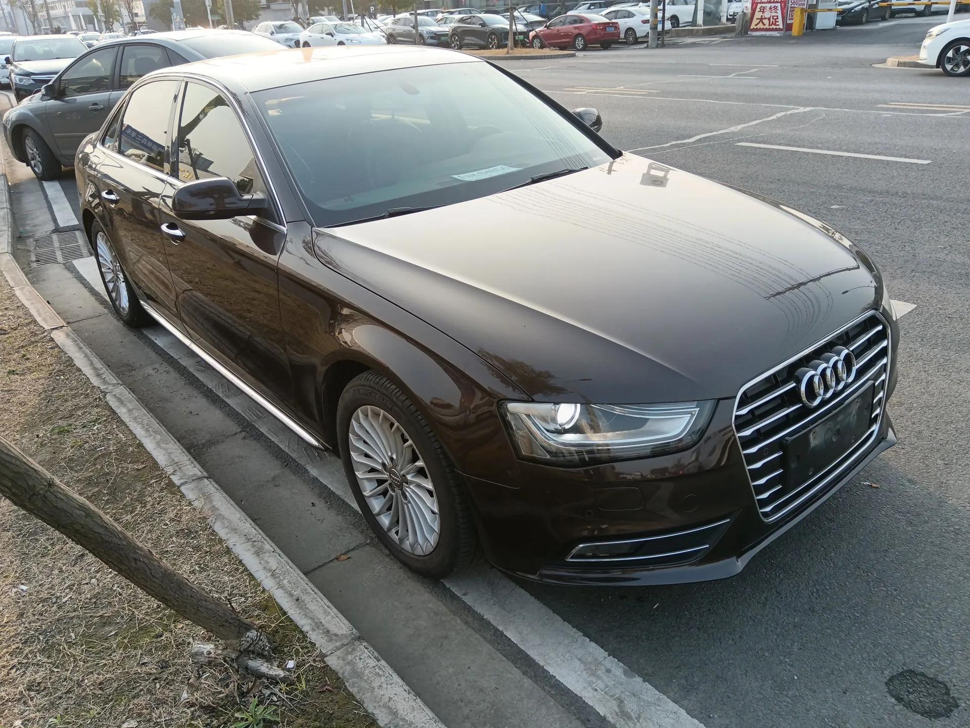 Audi A4L 2015 35 TFSI Automatic Standard Model — миниатюра 6