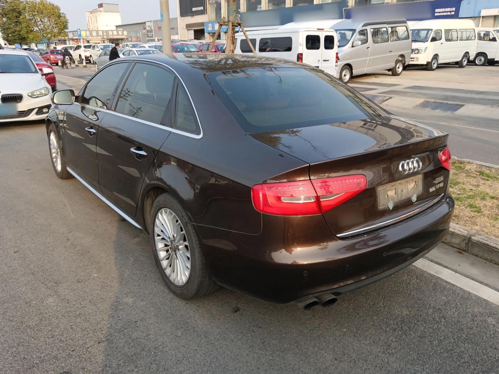 Audi A4L 2015 35 TFSI Automatic Standard Model — миниатюра 7
