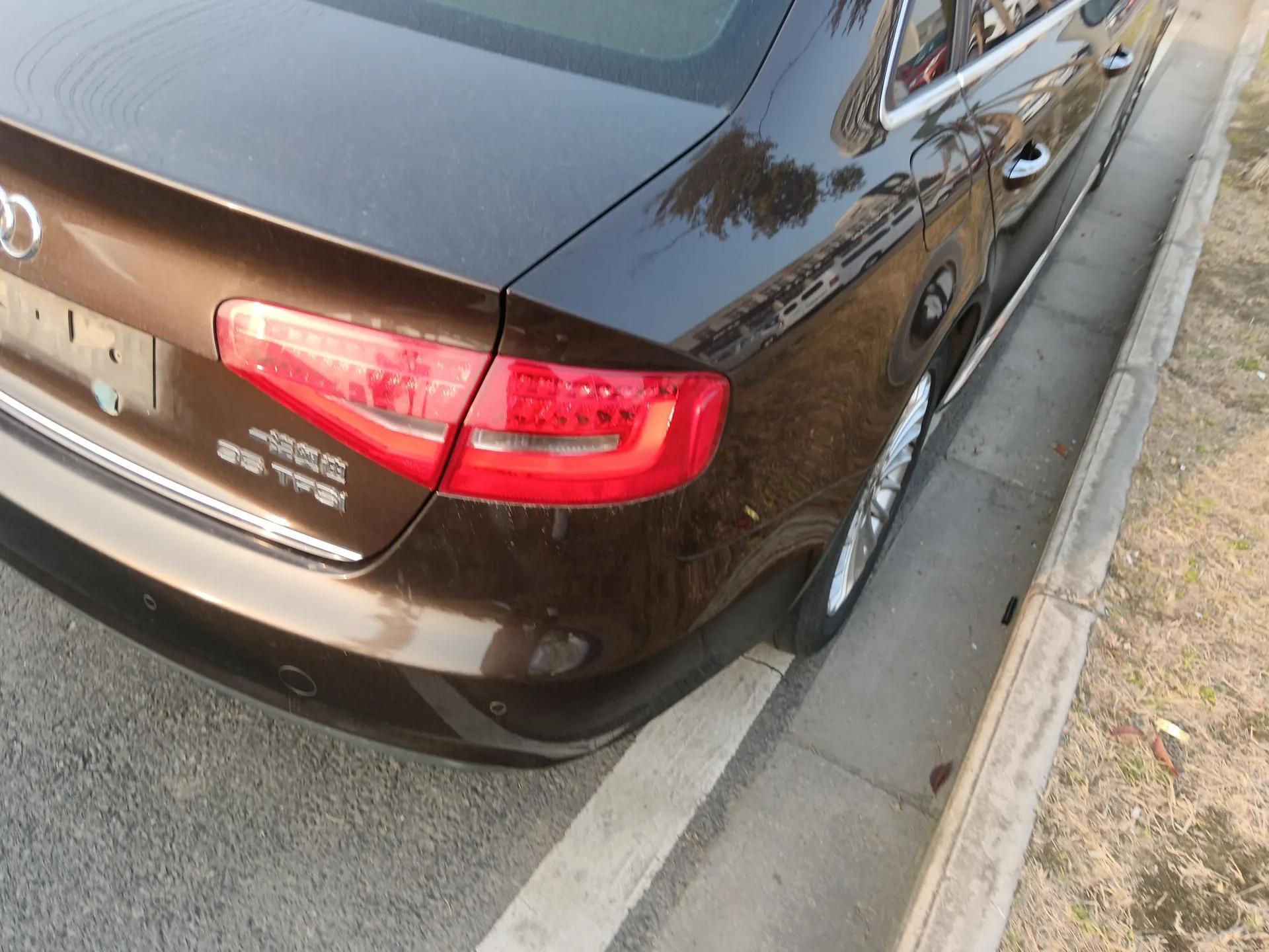 Audi A4L 2015 35 TFSI Automatic Standard Model — миниатюра 8