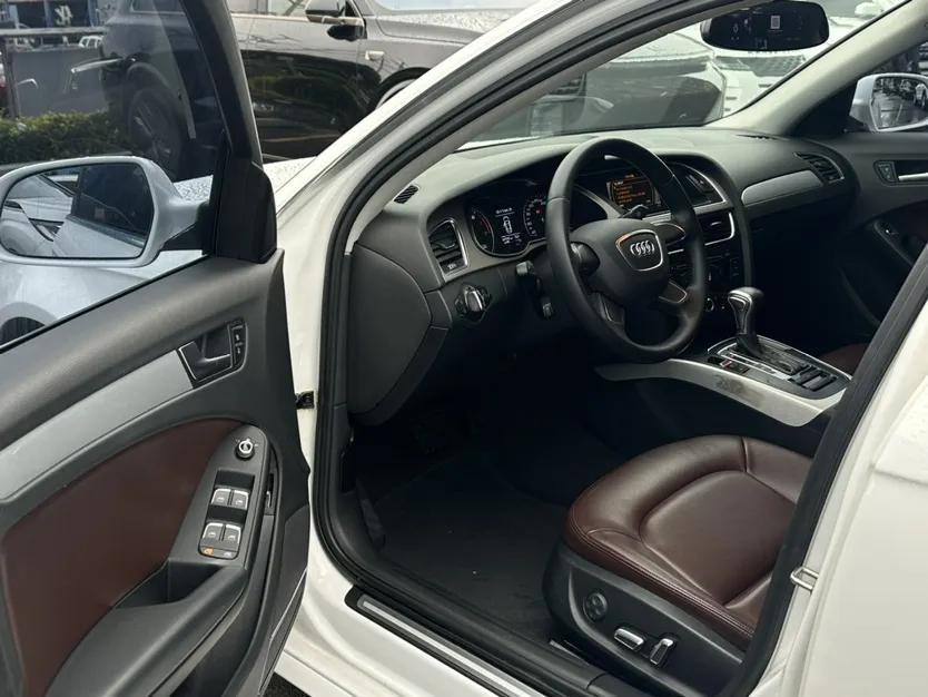 Audi A4L 2016 30 TFSI Collector's Edition Automatic Comfort Model — миниатюра 16