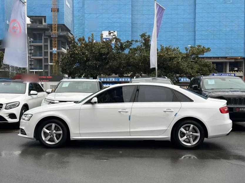 Audi A4L 2016 30 TFSI Collector's Edition Automatic Comfort Model — миниатюра 6