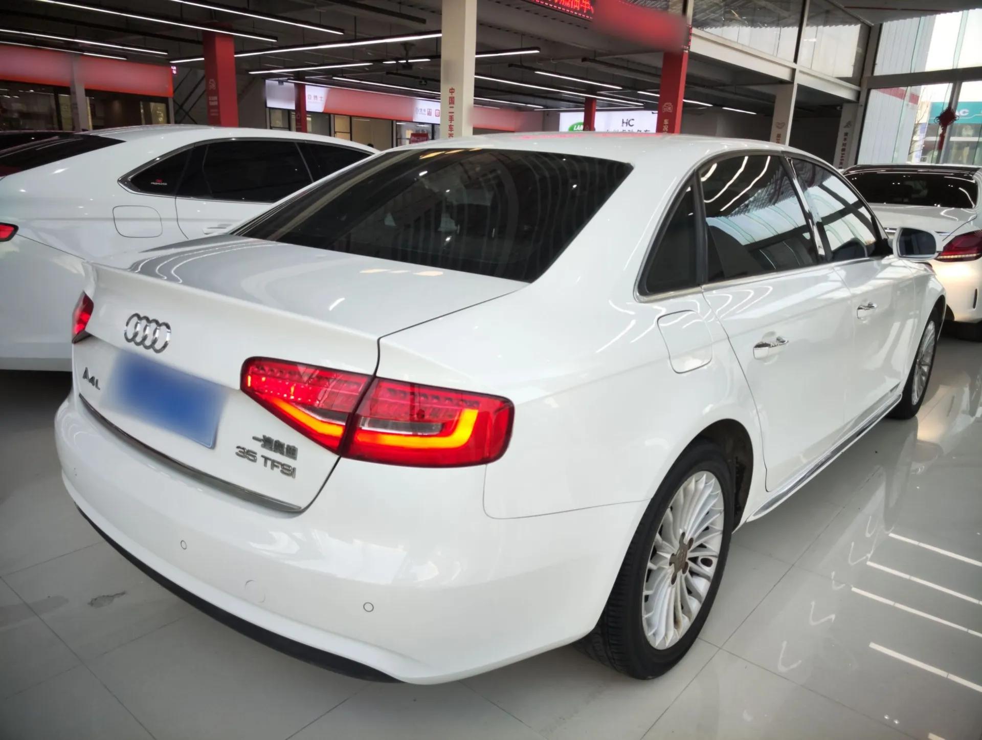 Audi A4L 2016 35 TFSI Collector's Edition Automatic Standard Model — миниатюра 6