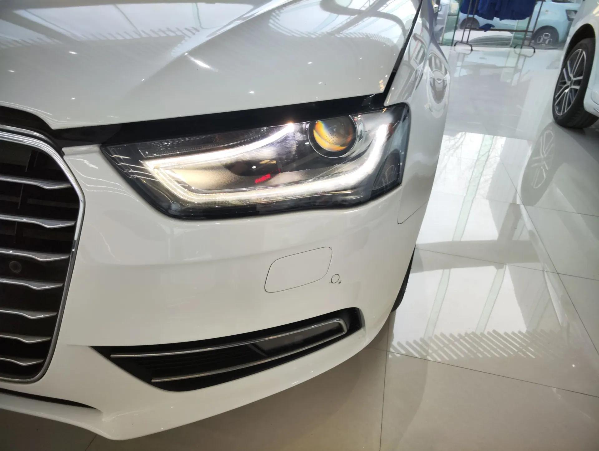 Audi A4L 2016 35 TFSI Collector's Edition Automatic Standard Model — миниатюра 9