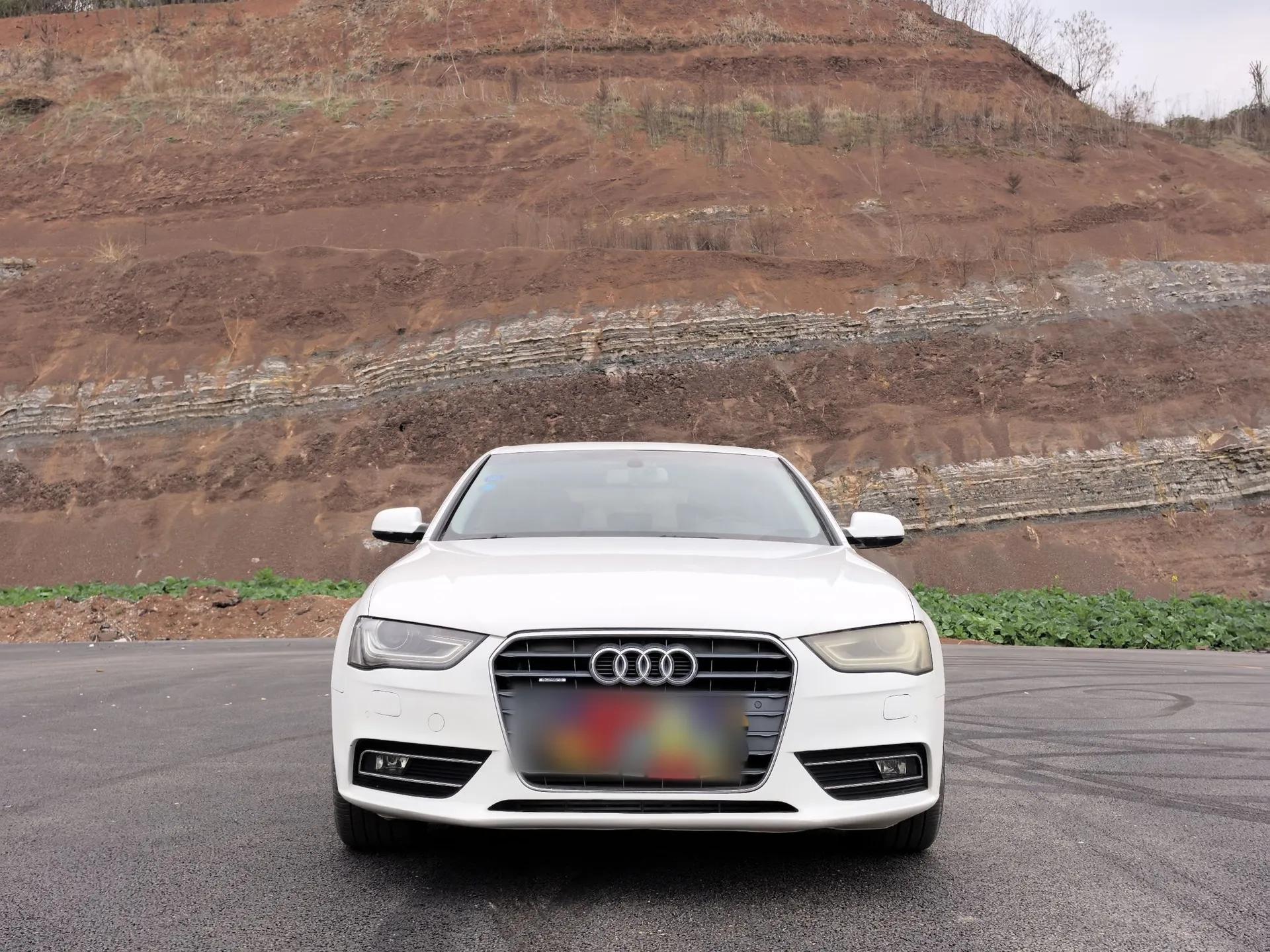 Audi A4L 2015 45 TFSI quattro Individual Sport Edition — миниатюра 2