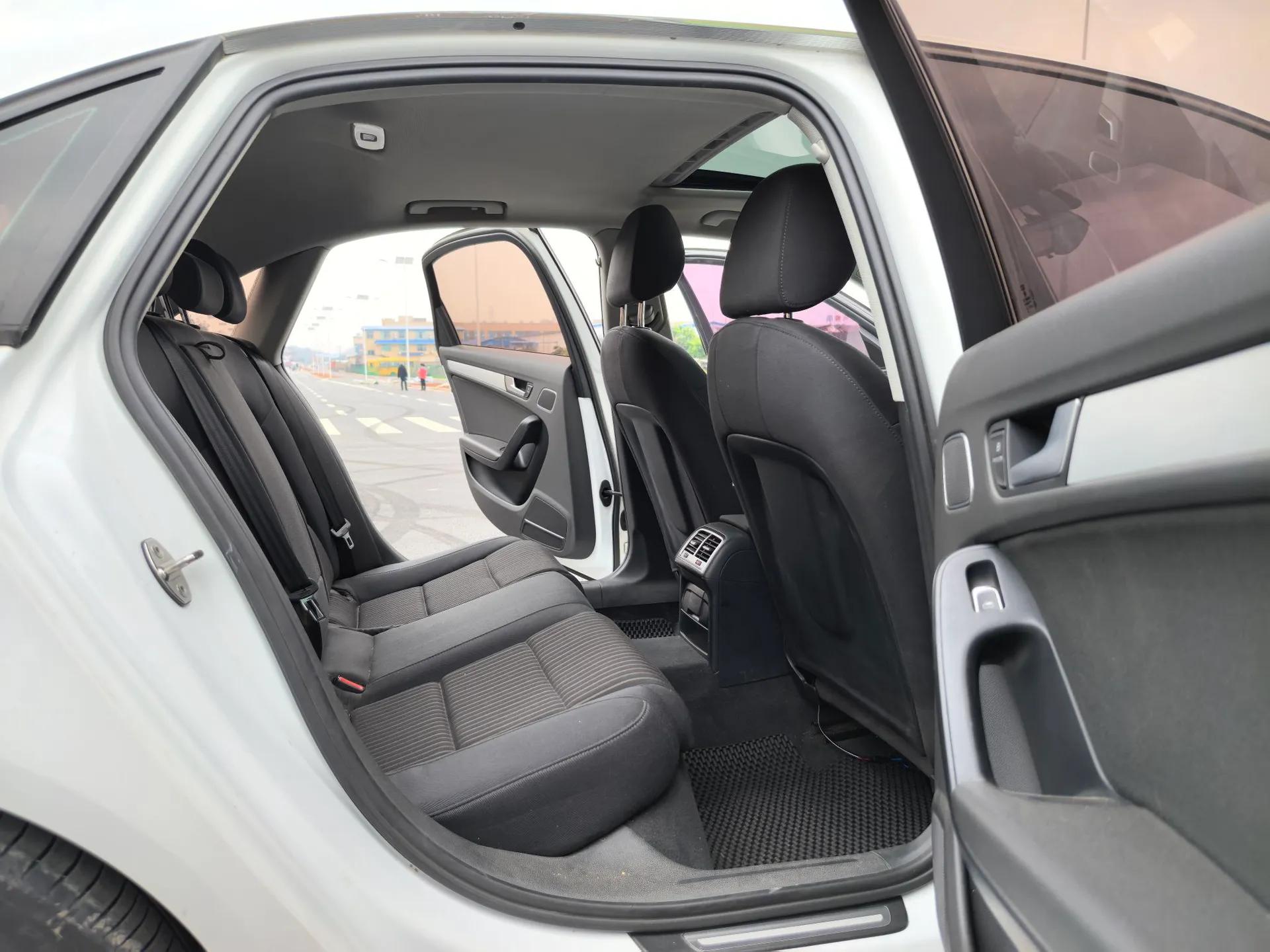 Audi A4L 2015 45 TFSI quattro Individual Sport Edition — миниатюра 26