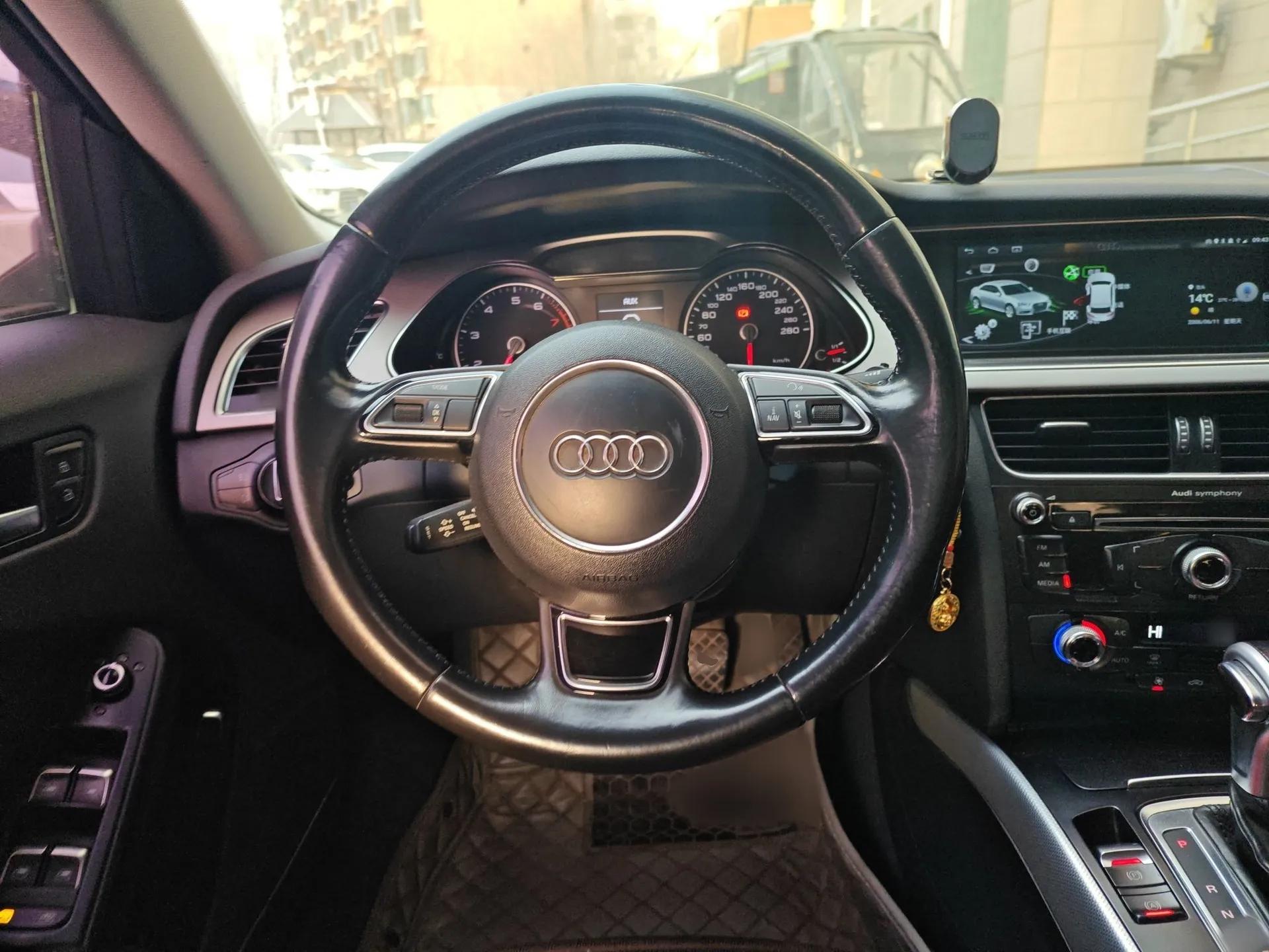 Audi A4L 2015 45 TFSI quattro Individual Sport Edition — миниатюра 9
