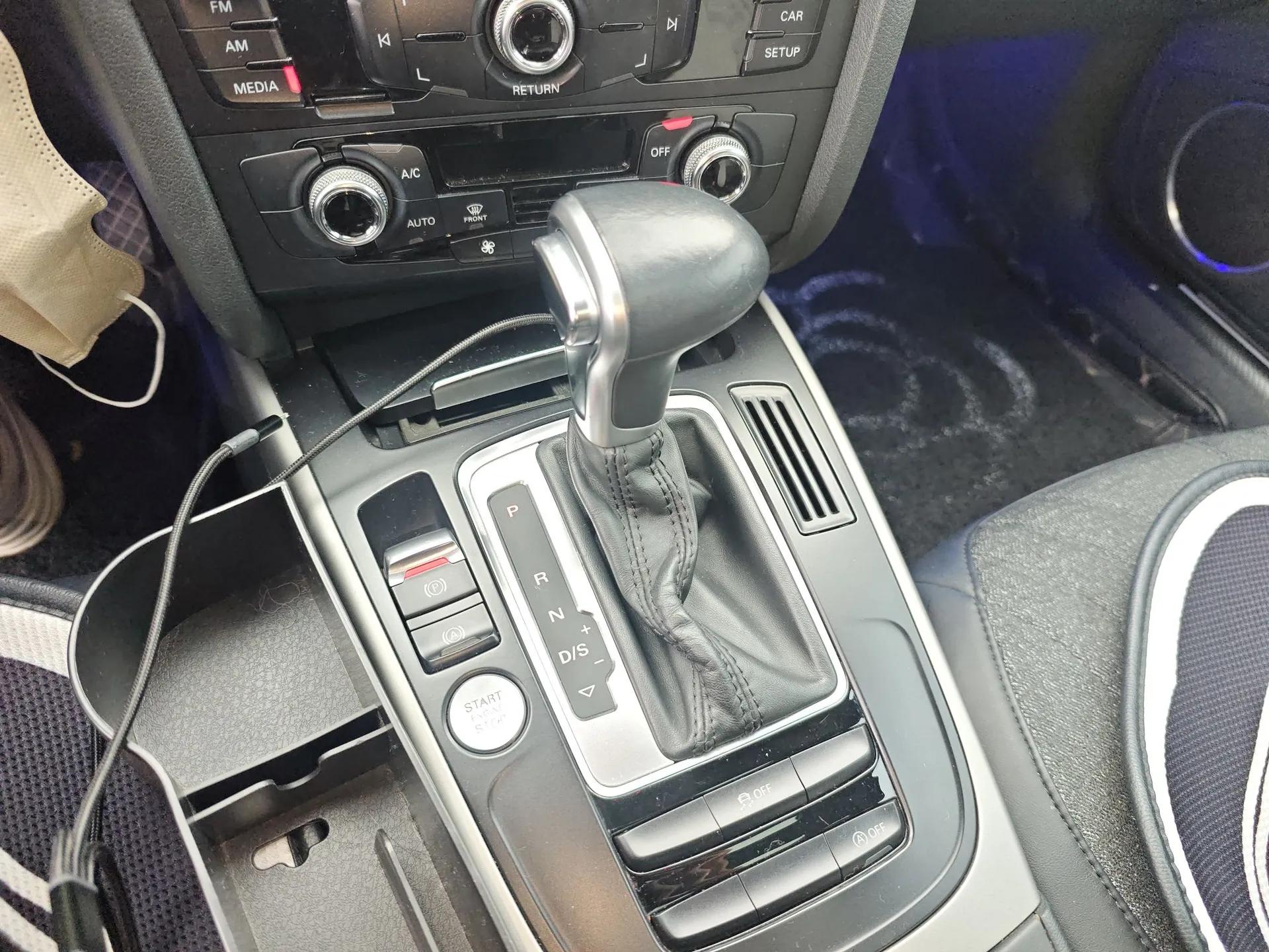 Audi A4L 2016 35 TFSI Automatic Standard Model — миниатюра 13