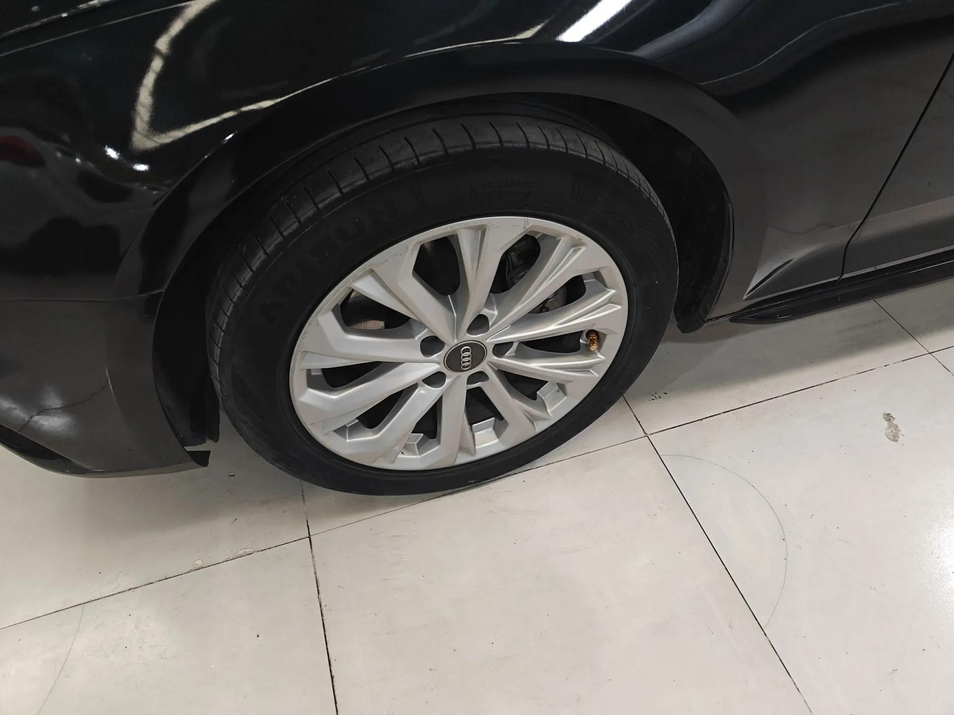 Audi A4L 2019 40 TFSI Ambition China VI — миниатюра 8