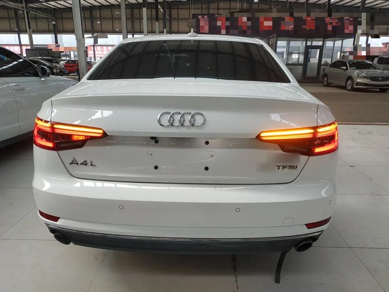 Audi A4L 2018 30th Anniversary Edition 40 TFSI Trendy Model — миниатюра 5