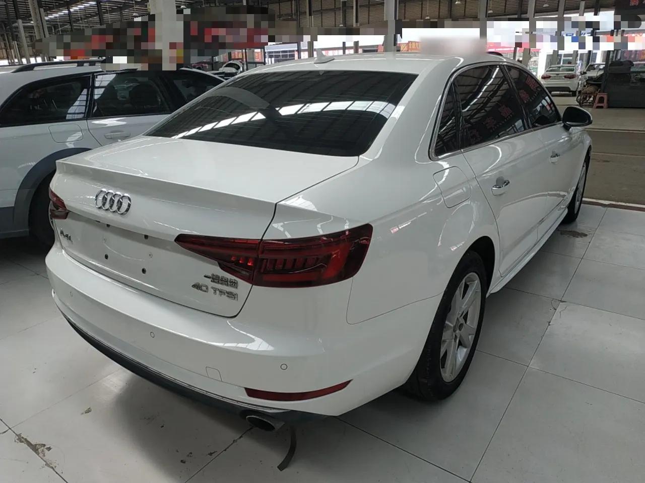 Audi A4L 2018 30th Anniversary Edition 40 TFSI Trendy Model — миниатюра 6