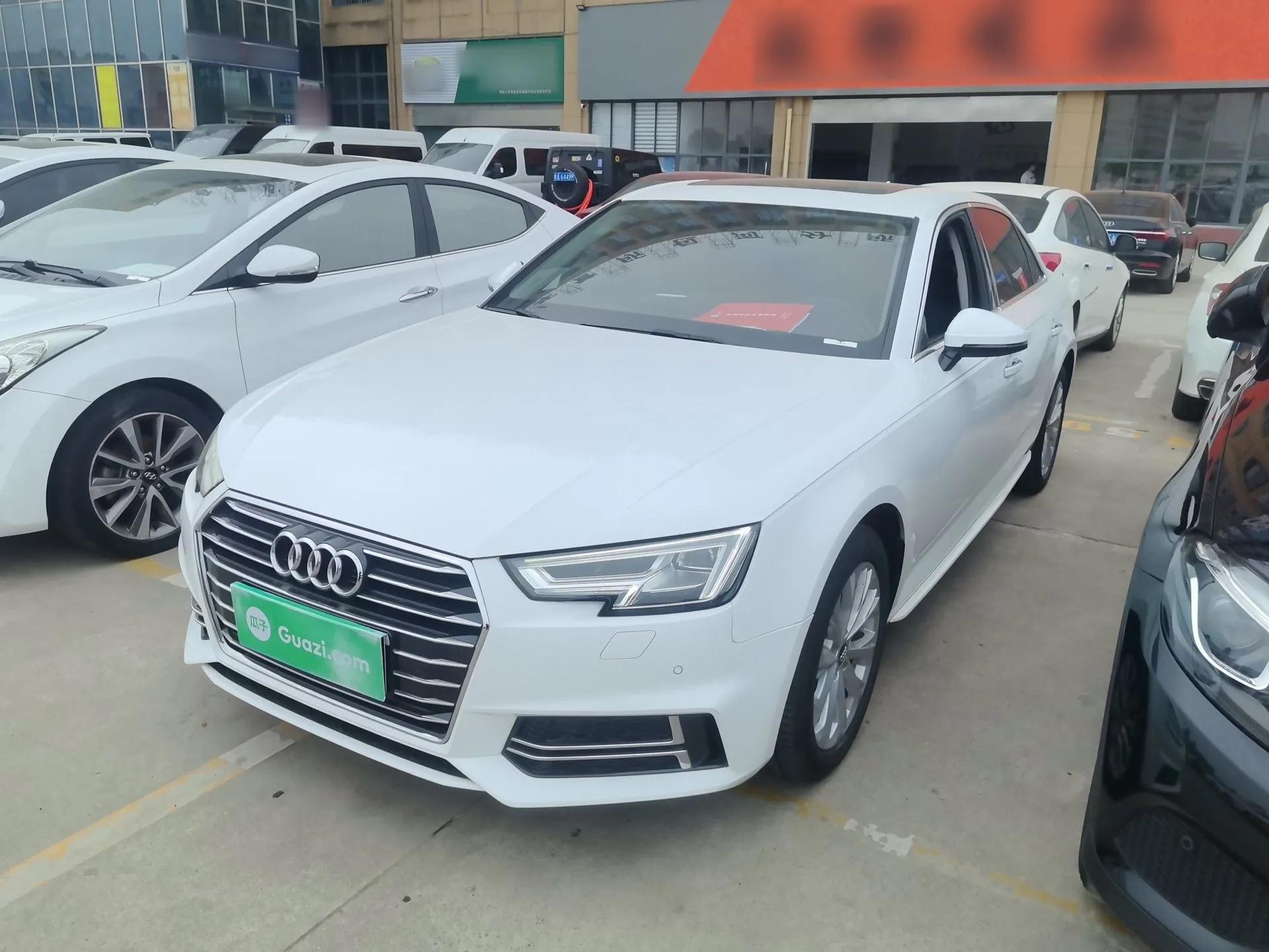 Audi A4L 2019 40 TFSI Ambition China VI — миниатюра 1