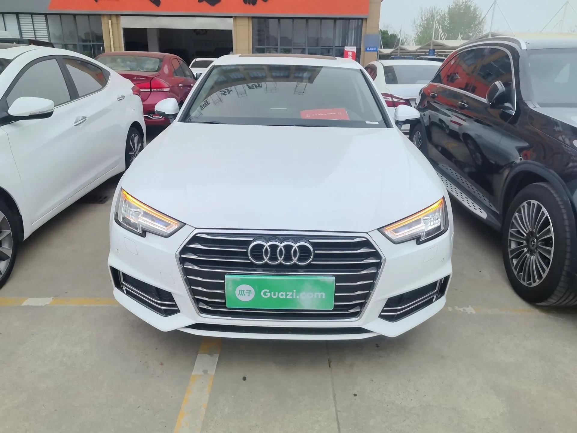 Audi A4L 2019 40 TFSI Ambition China VI — миниатюра 2