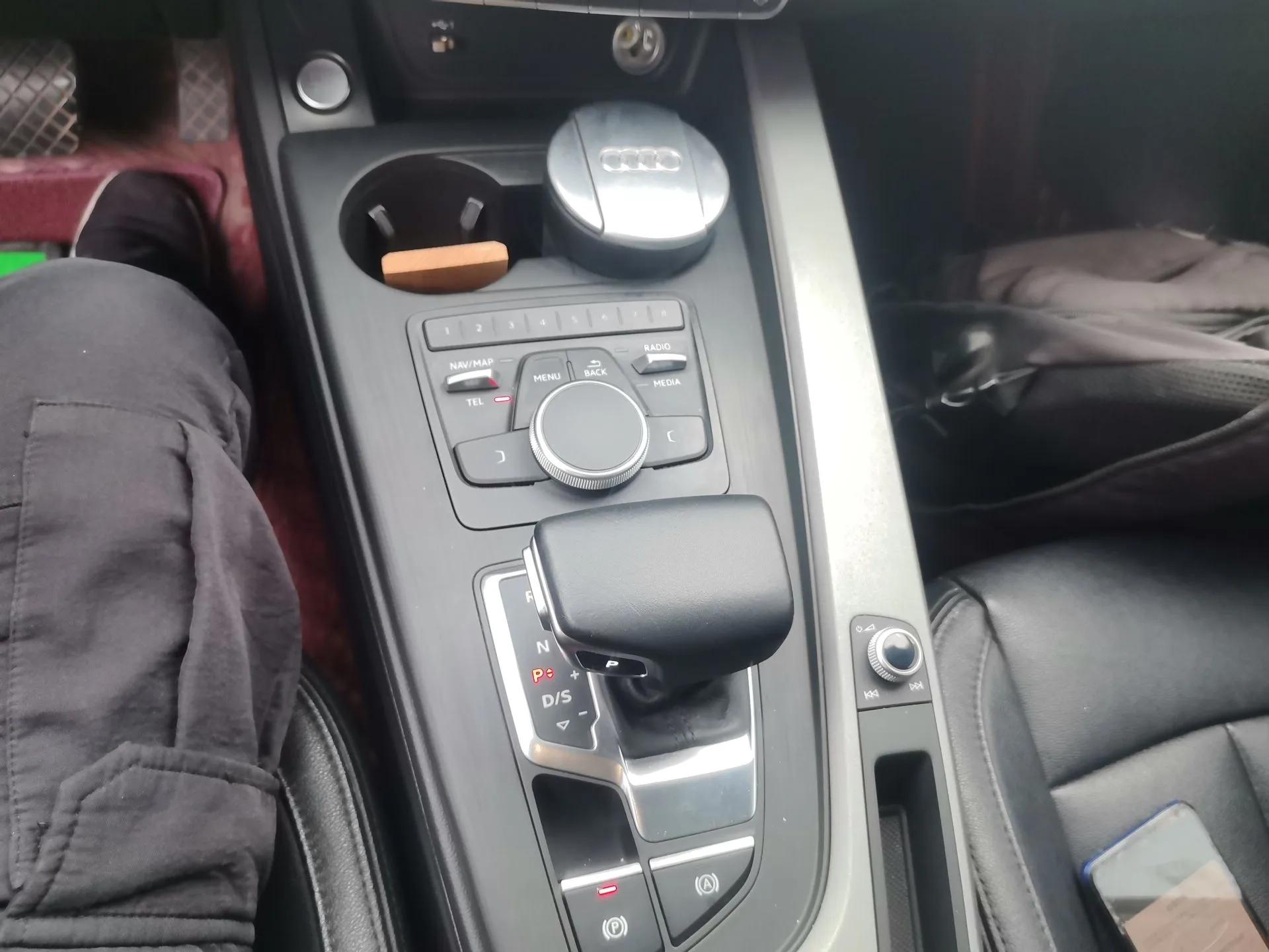 Audi A4L 2019 40 TFSI Ambition China VI — миниатюра 16