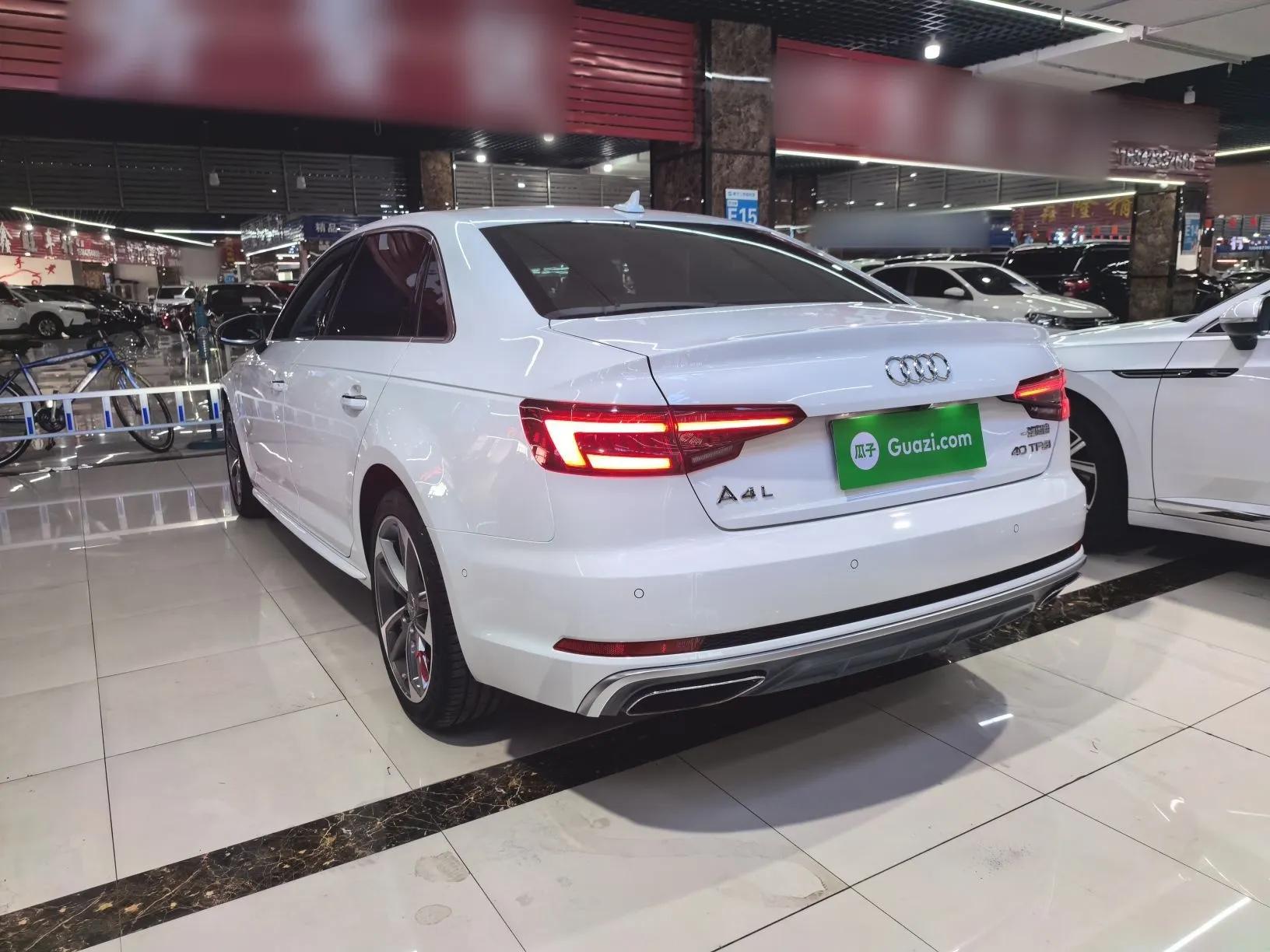 Audi A4L 2018 30th Anniversary Edition 40 TFSI Fashion Model — миниатюра 7