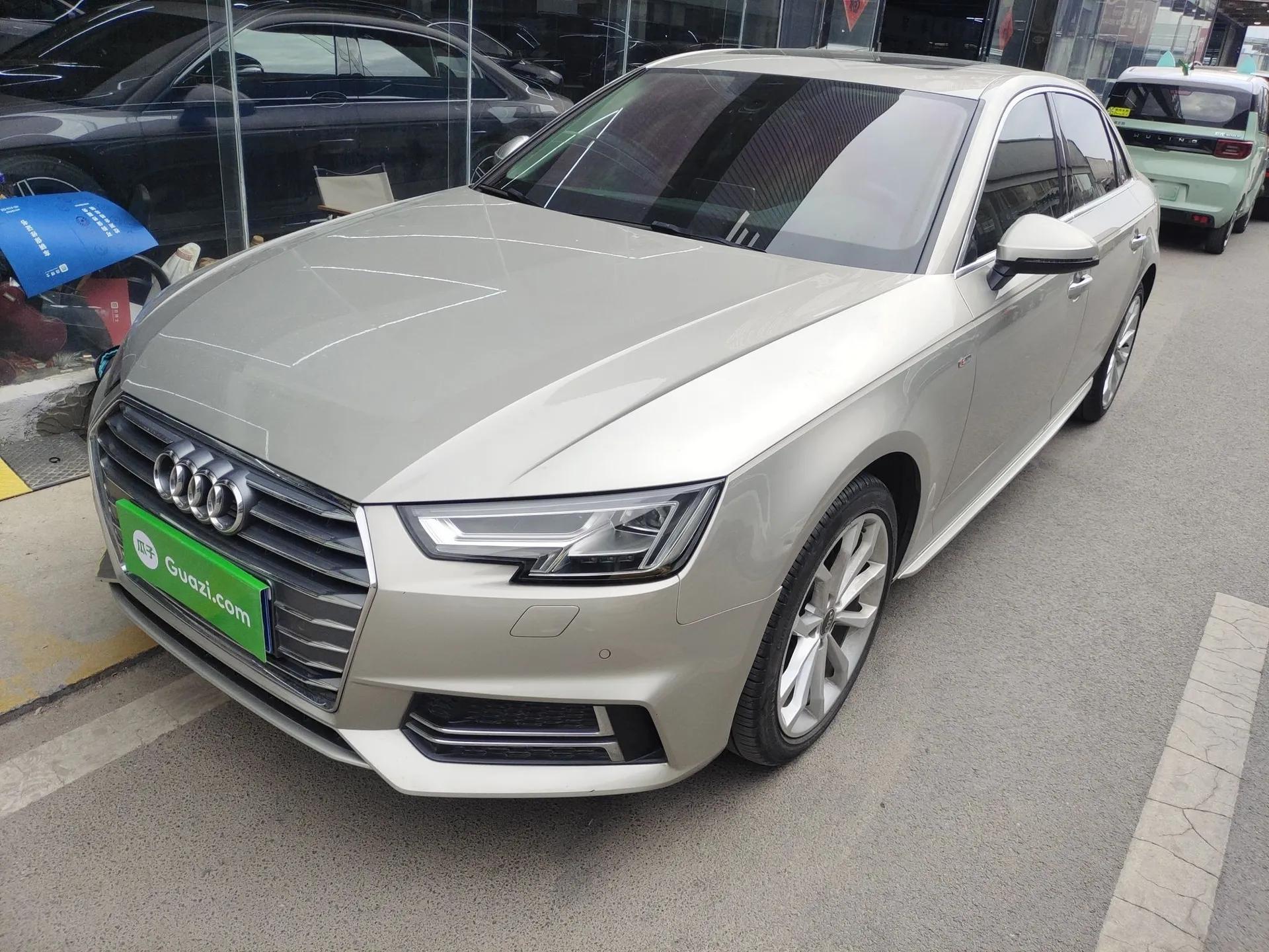 Audi A4L 2018 30th Anniversary Edition 40 TFSI Fashion Model — миниатюра 1