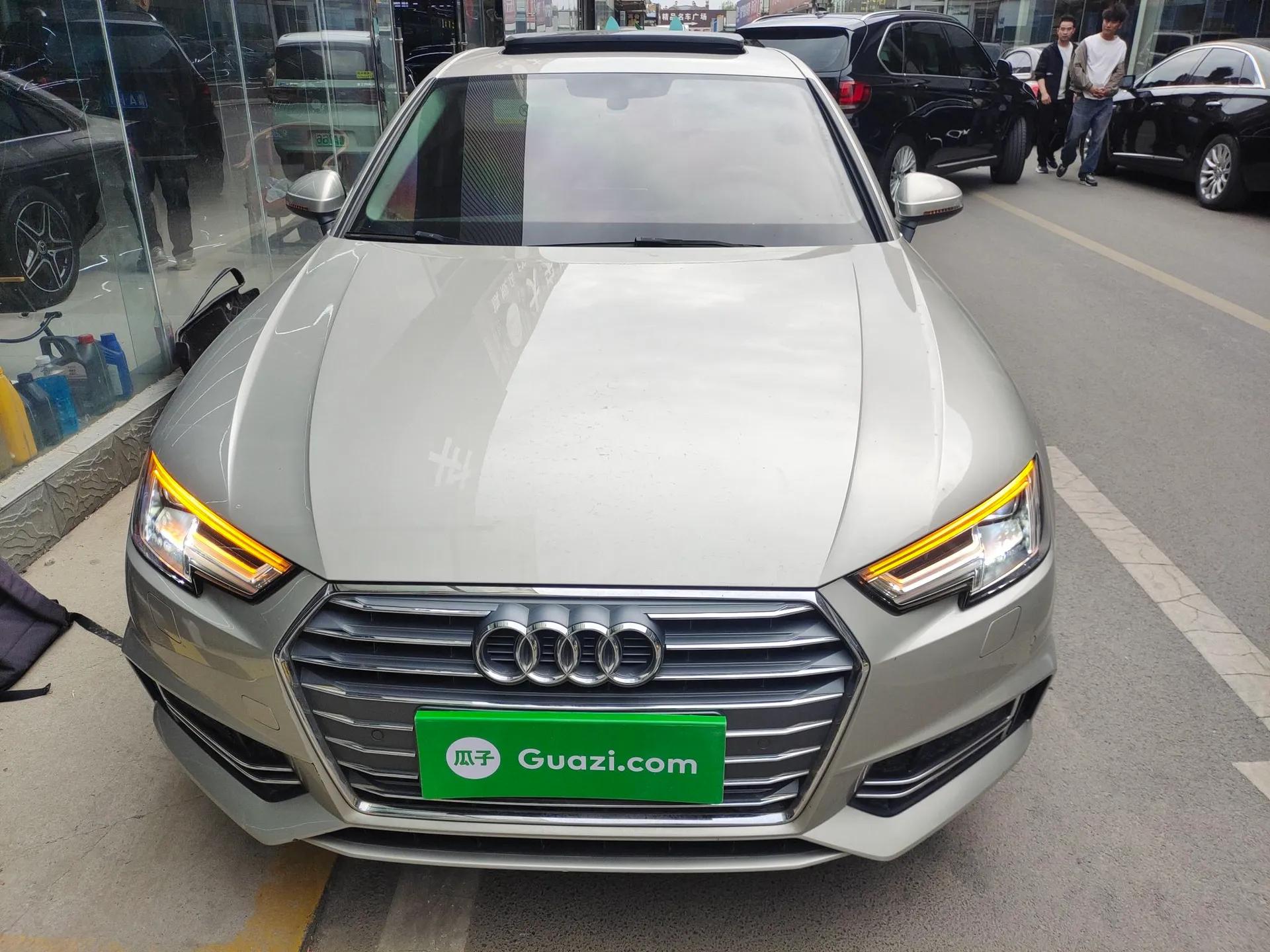 Audi A4L 2018 30th Anniversary Edition 40 TFSI Fashion Model — миниатюра 2